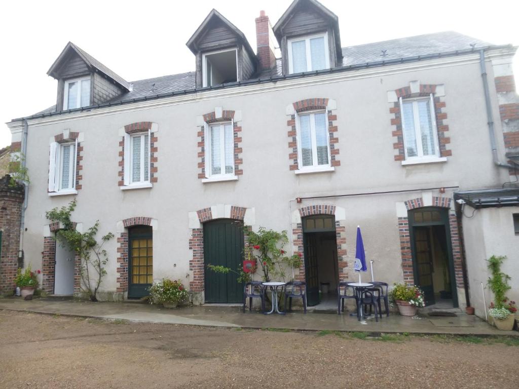 Le Lurton BAR HÔTEL